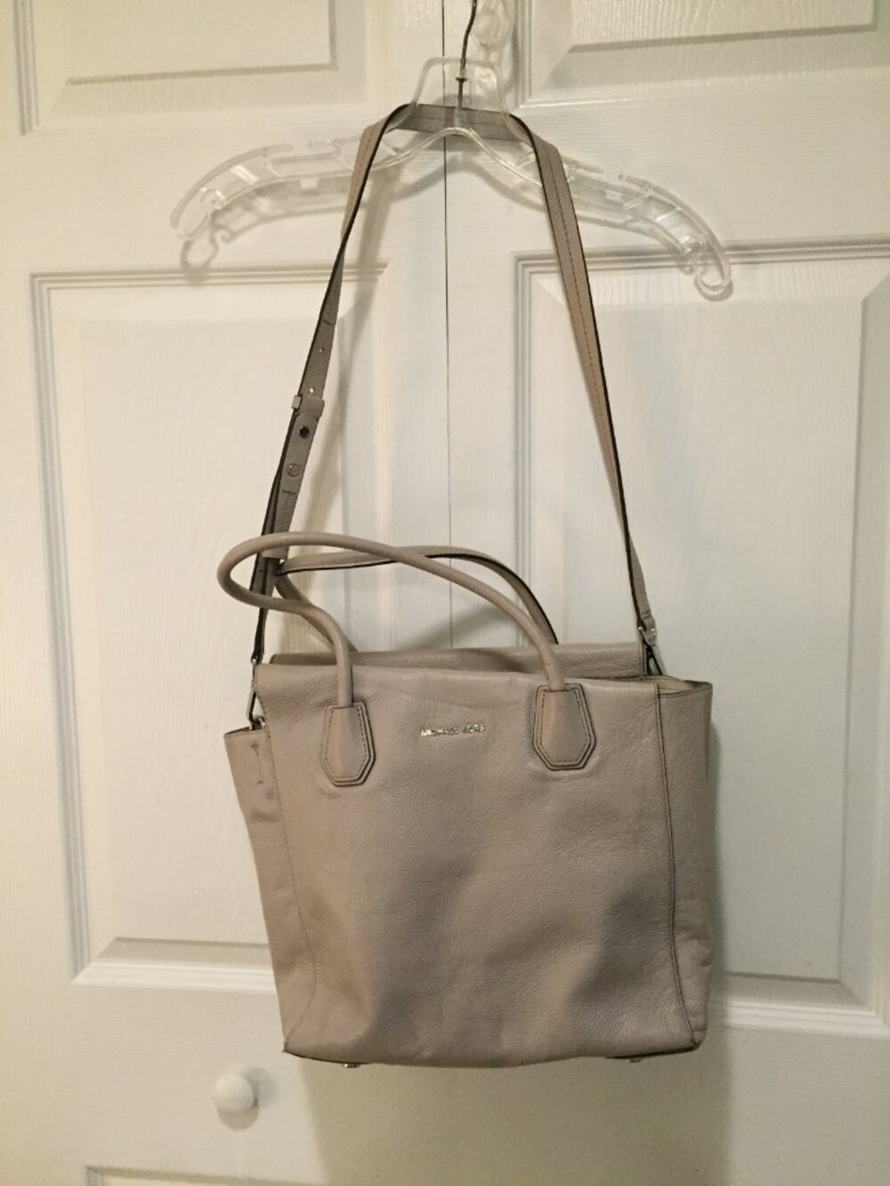 Michael Kors Mercer Large Pebbled Leather Satchel Cement Tote